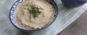 Zelfgemaakte Hummus