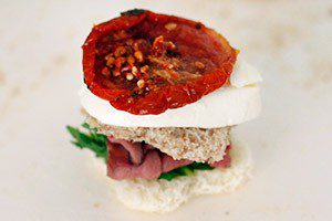 Rosbief met mozzarella hapjes